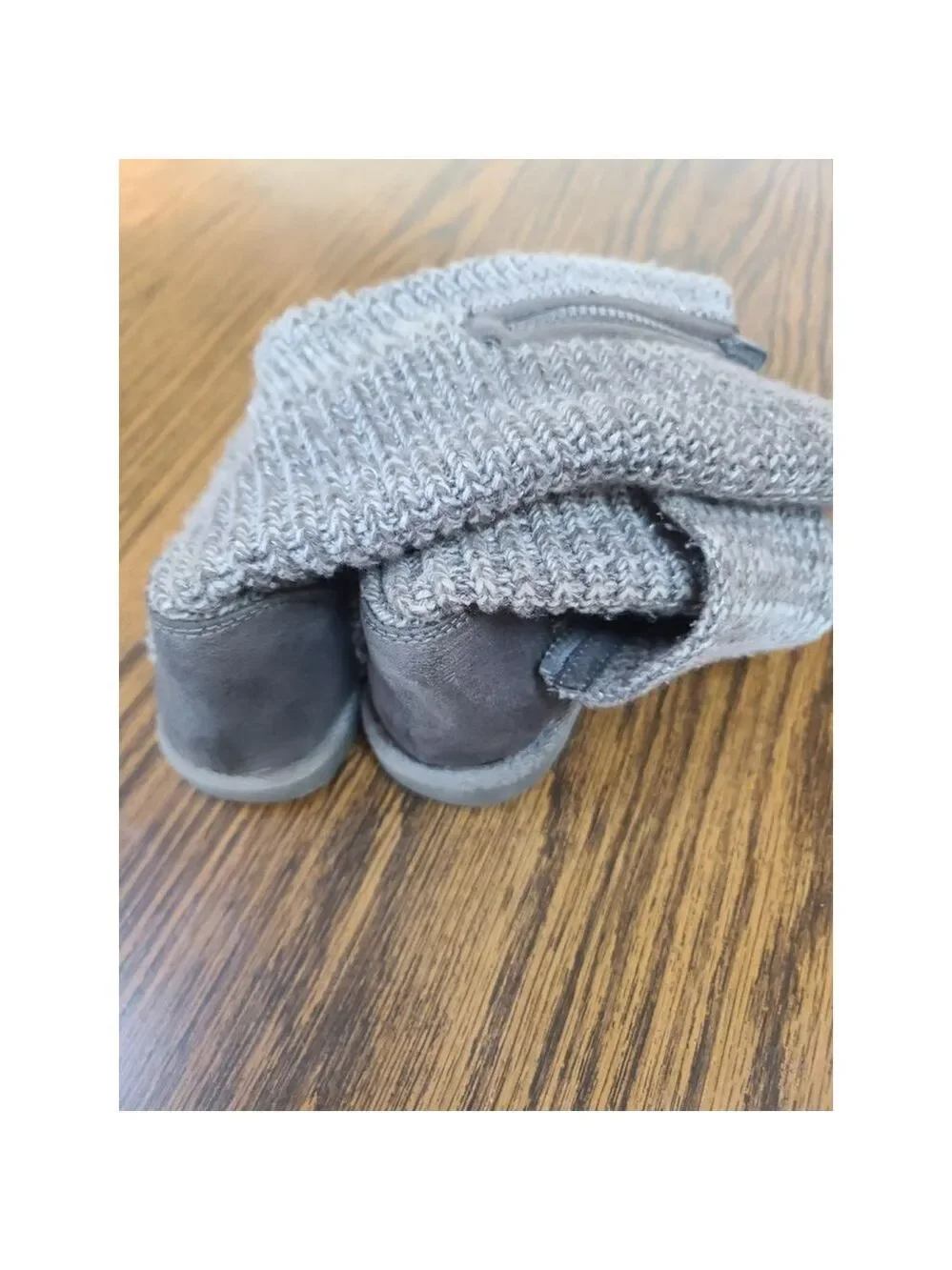 Sonoma Gray Knit Zipper Slippers Size 3 Girls